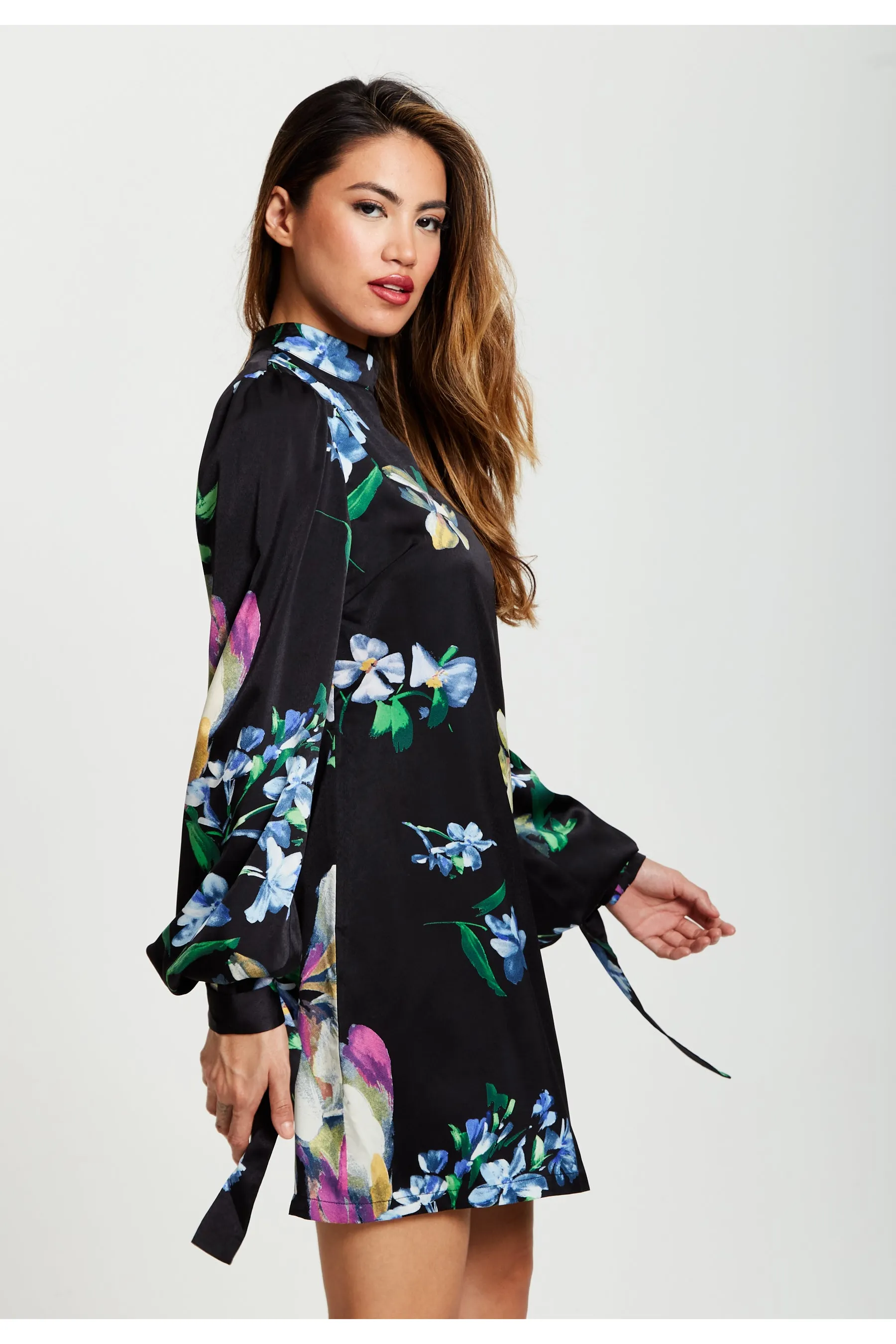 Liquorish Elegant Floral Print A-line Mini Dress